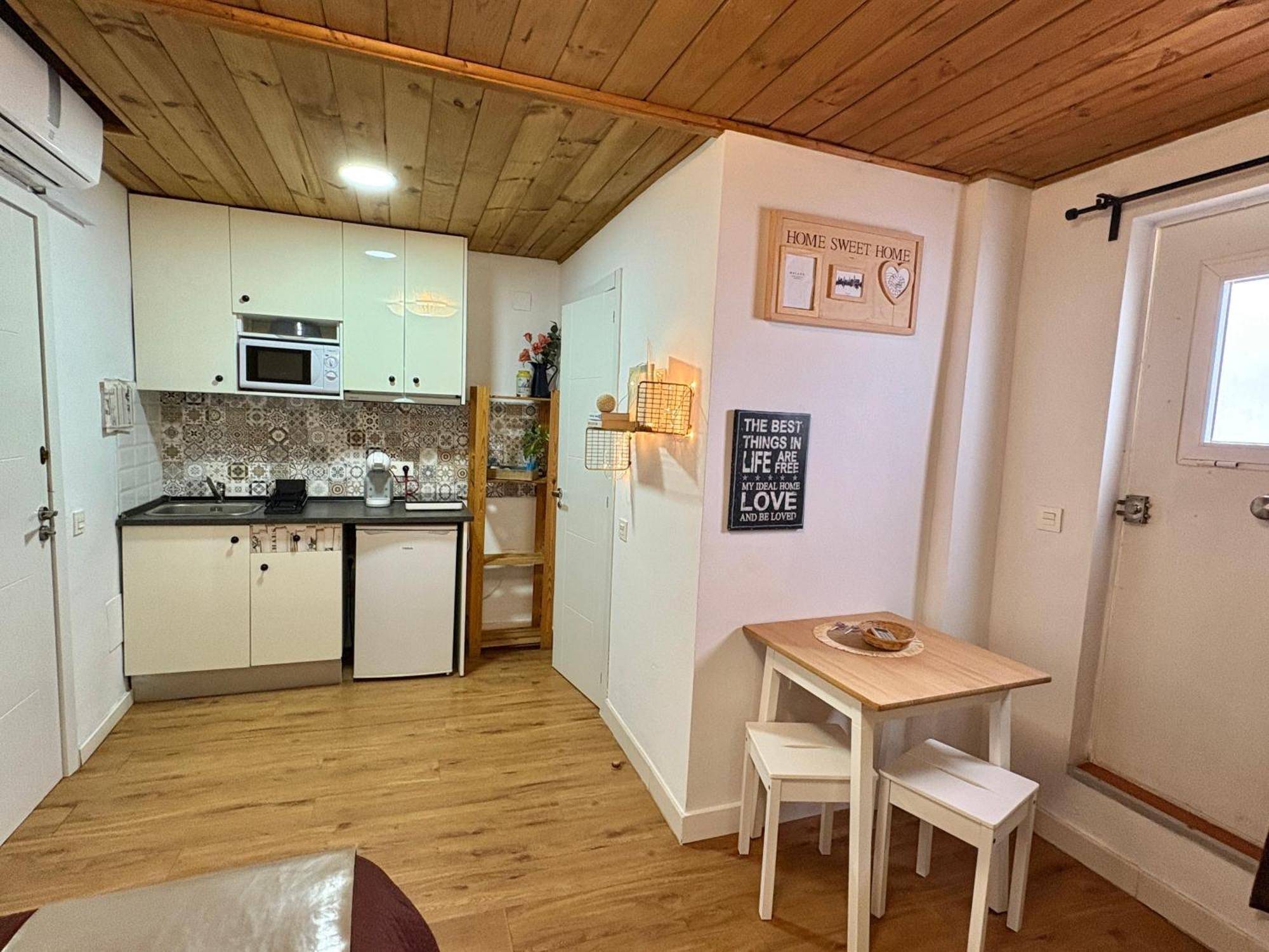 Habitacion En Calle Molino Малага Екстер'єр фото